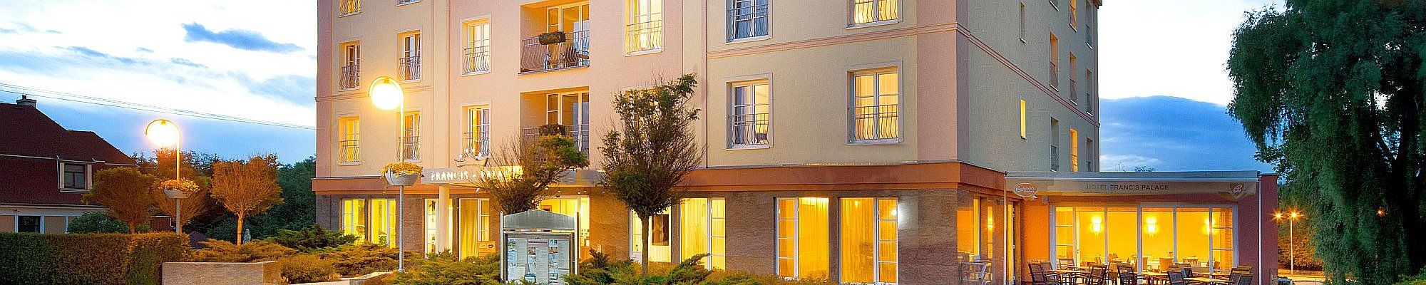 Francis - Palace Spa & Wellness Hotel - Kururlaub in Franzensbad mit Haustürabholung