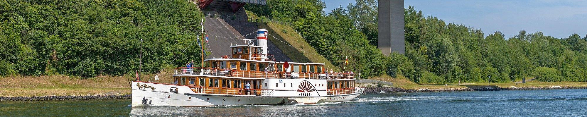 Raddampfer Frey auf dem Nord-Ostsee-Kanal © Joachim Domdey